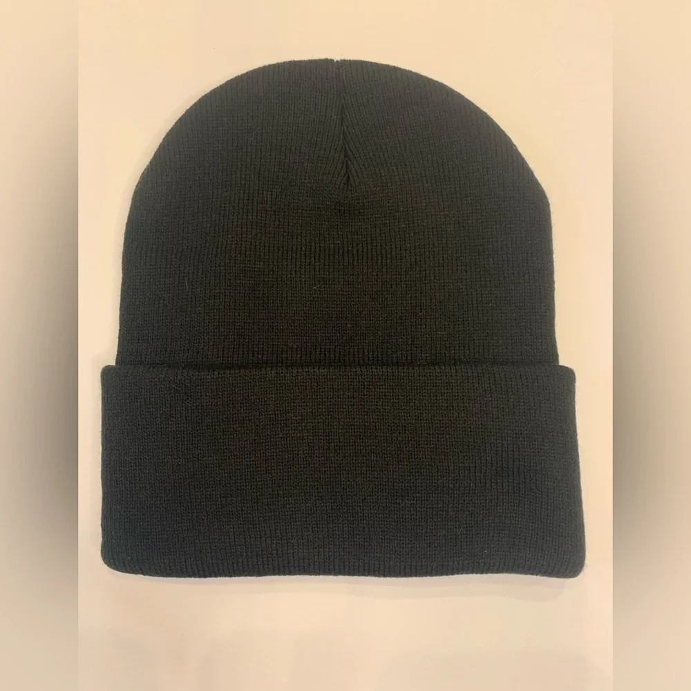 Black Beanie with bull logo, excellent condition (bin P)
